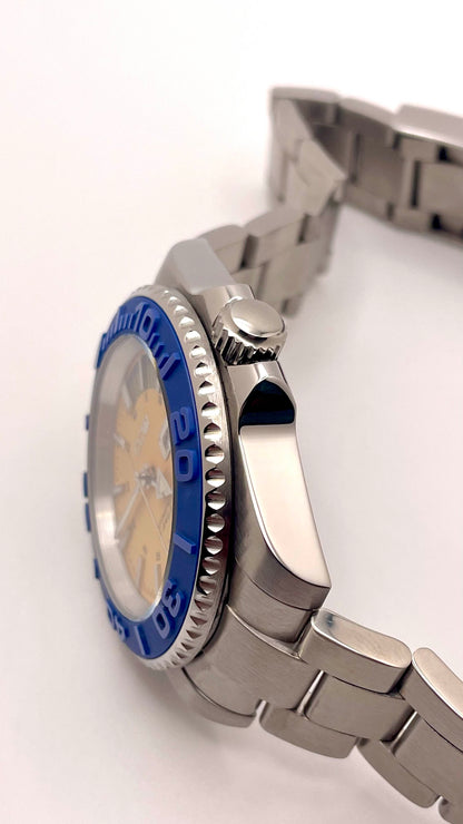 'Swedish Days' 40mm Yatch with Oyster Band